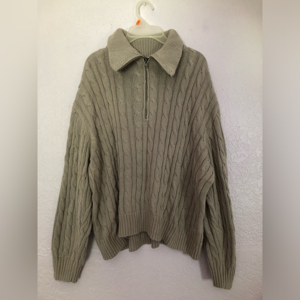 Hollister Tan Knit Sweater
